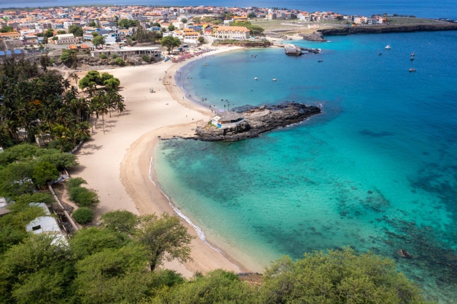 Quelles sont les plages populaires à Santiago au Cap-Vert ?